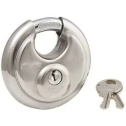 Master Lock Outdoor Shrouded Padlock With Key
