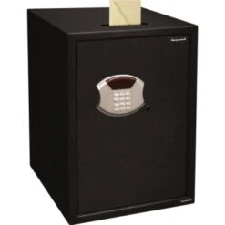 Honeywell 21.9 X 15 X 17.8 In. Large Digital Security Safe